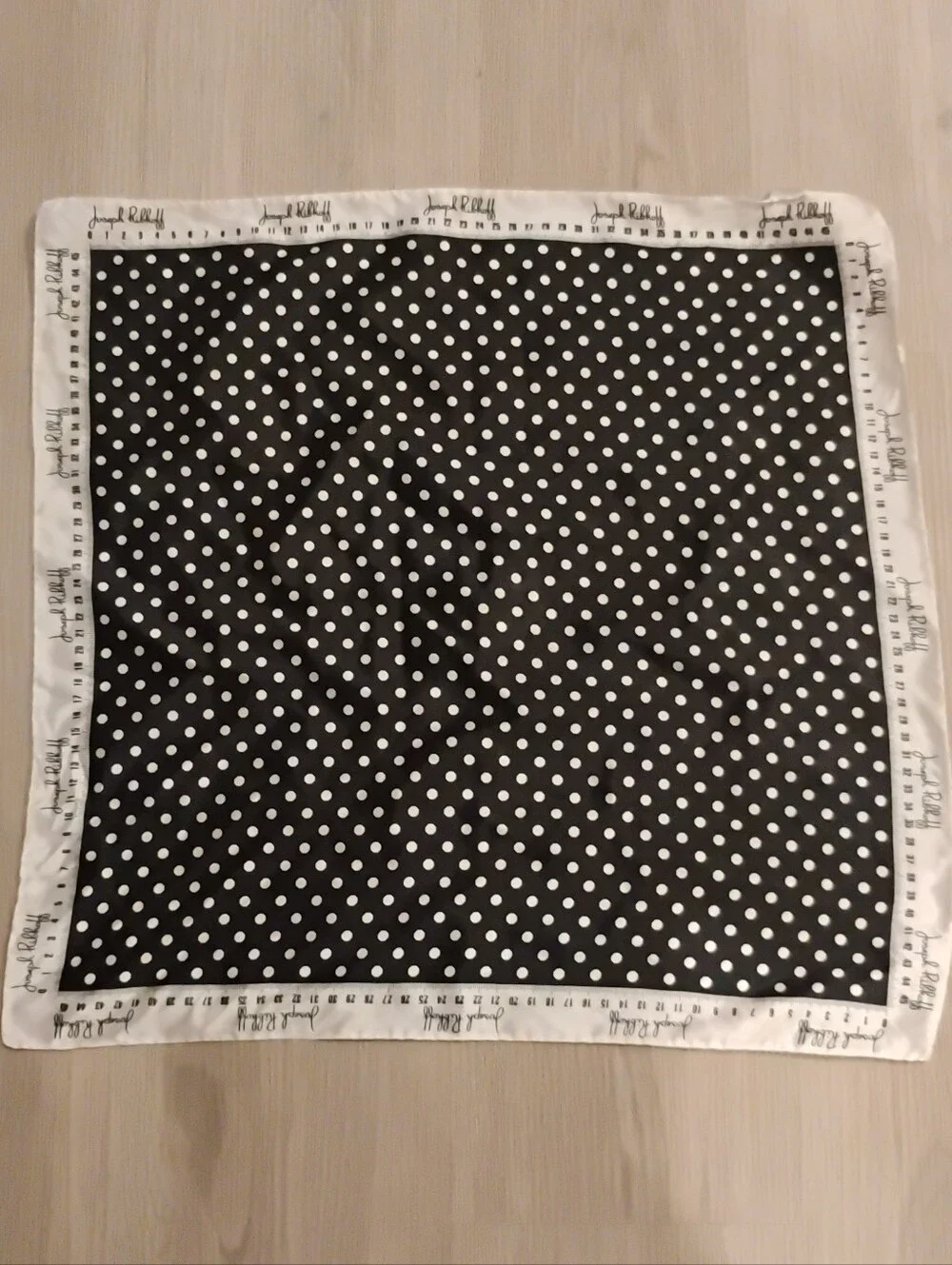 Vintage 1980s 1990s Joseph Ribkoff Novelty Tape Measure Polka Dot Scarf